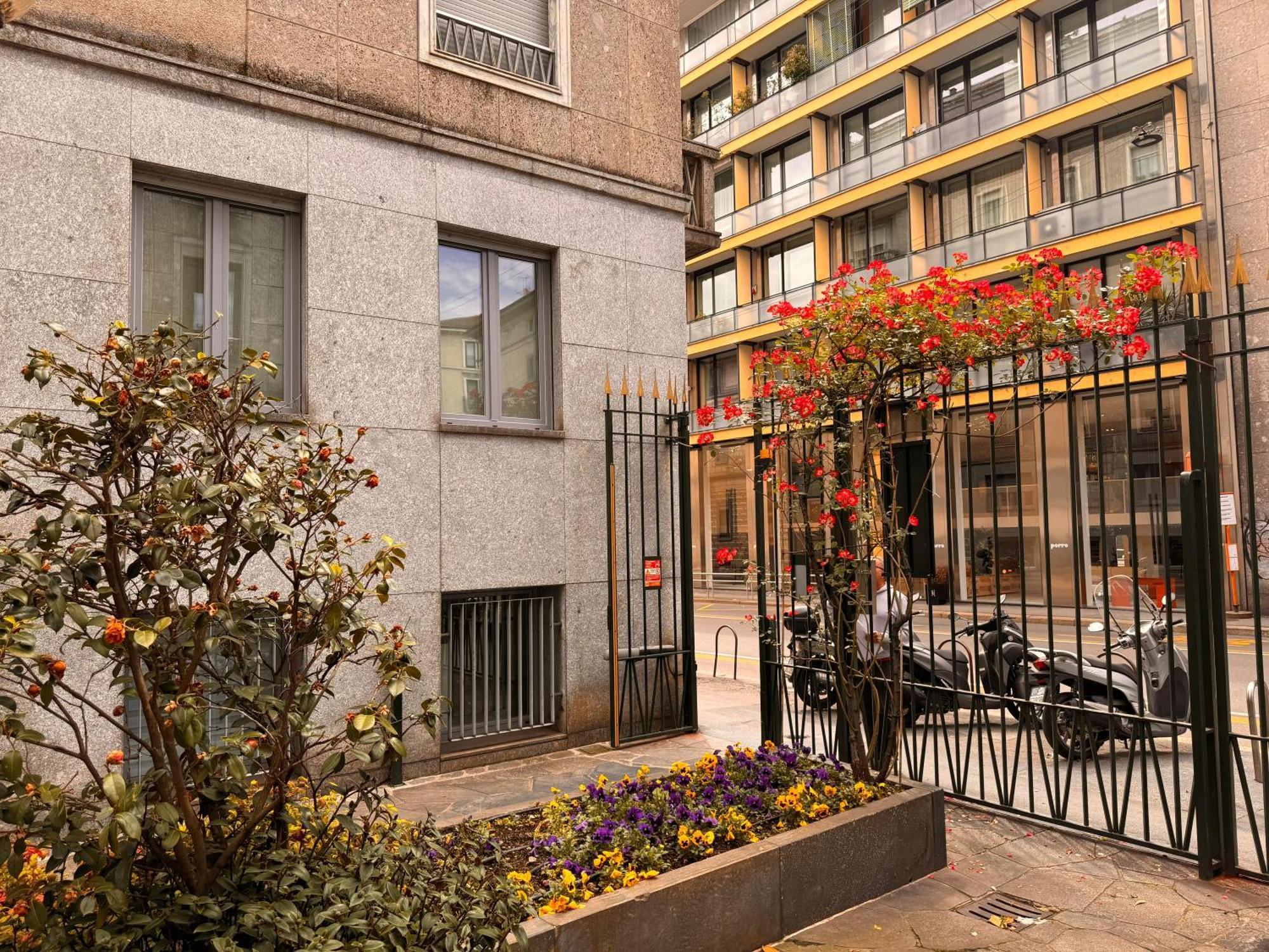 מילאנו San Babila Design Apartment R&R מראה חיצוני תמונה